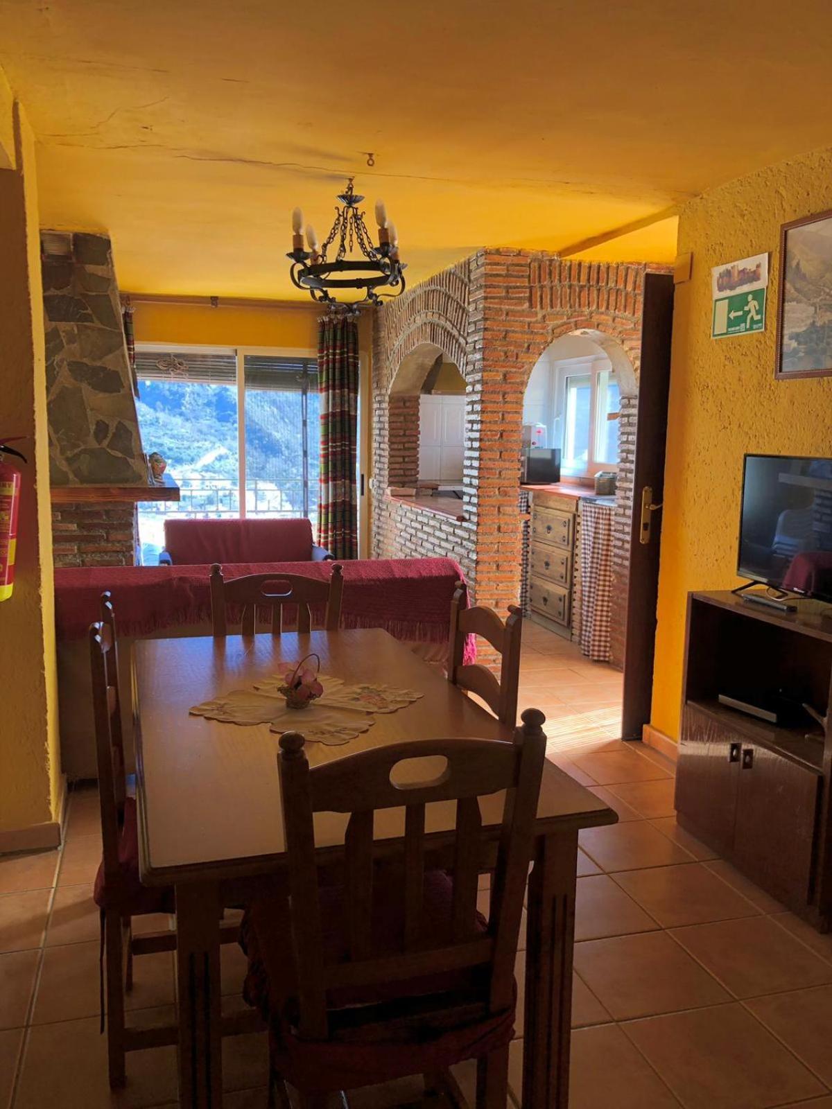Casa Maribel Villa Guejar Sierra Luaran gambar